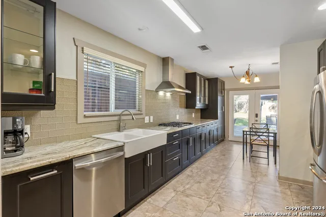 333 REDWOOD ST Alamo Heights, TX 78209