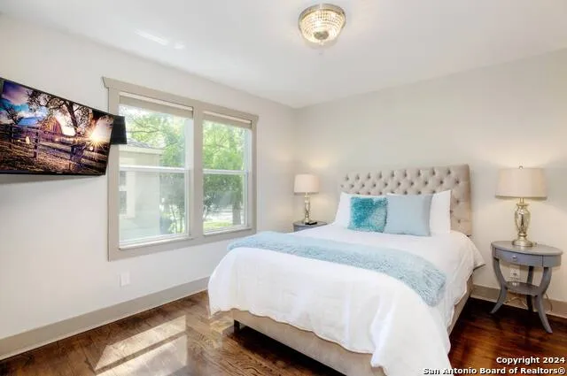 333 REDWOOD ST Alamo Heights, TX 78209