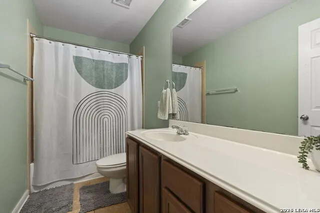 8702 JURA FRST Helotes, TX 78023