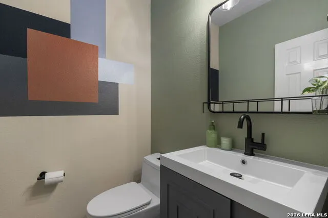 8702 JURA FRST Helotes, TX 78023