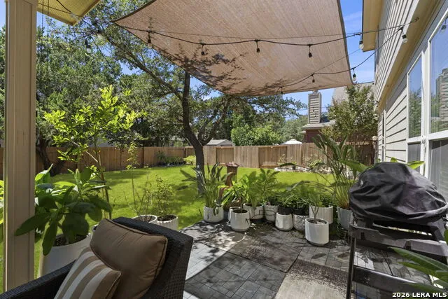 8702 JURA FRST Helotes, TX 78023