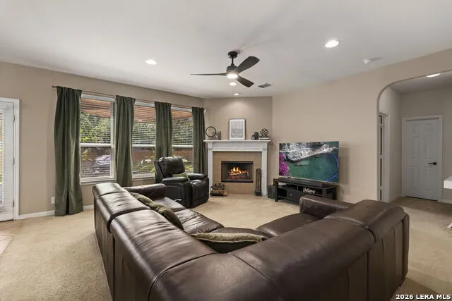8702 JURA FRST Helotes, TX 78023