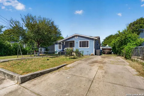 2319 Valencia