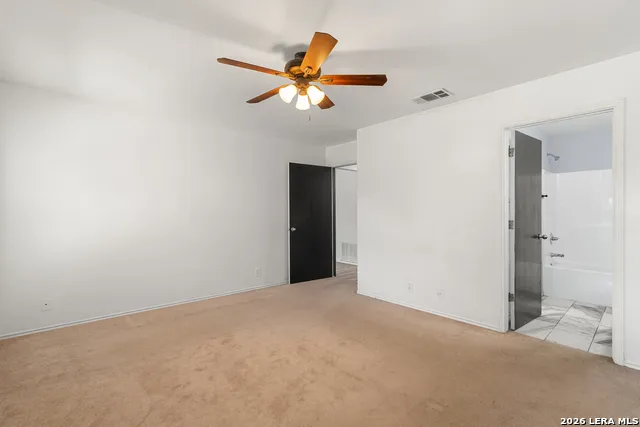 524 COPPER LN Jarrell, TX 76537