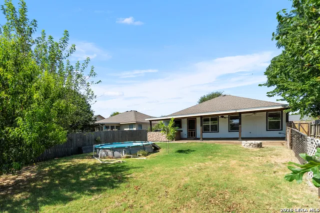 524 COPPER LN Jarrell, TX 76537