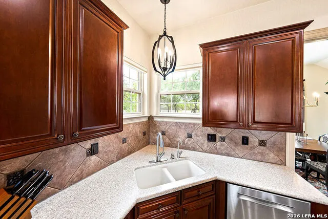 1195 Rio Brazos Boerne, TX 78006