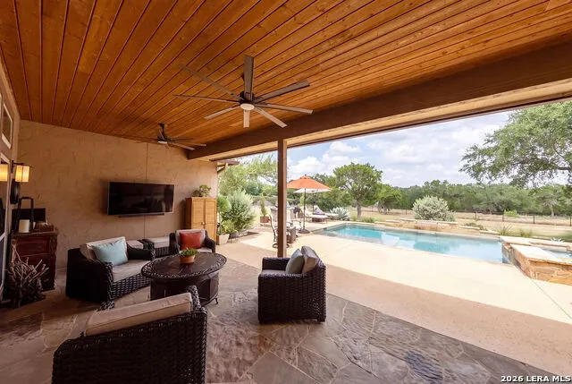 1195 Rio Brazos Boerne, TX 78006