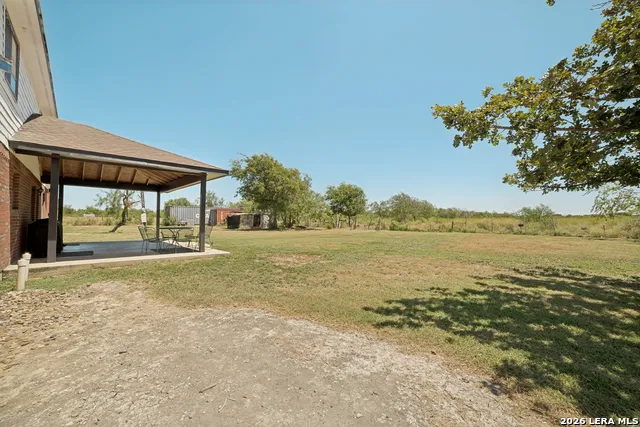471 County Road 467 Hondo, TX 78861