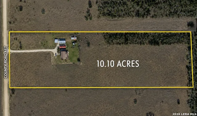 471 County Road 467 Hondo, TX 78861