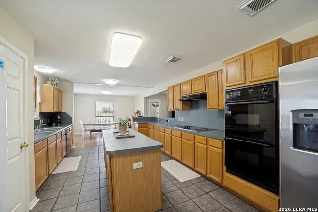 471 County Road 467 Hondo, TX 78861