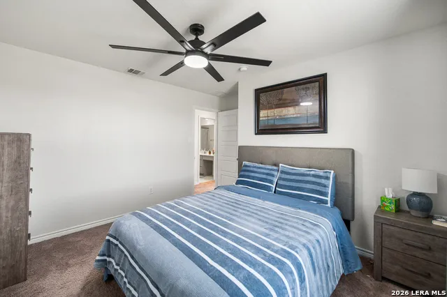 5205 NATURE PATH Marion, TX 78124