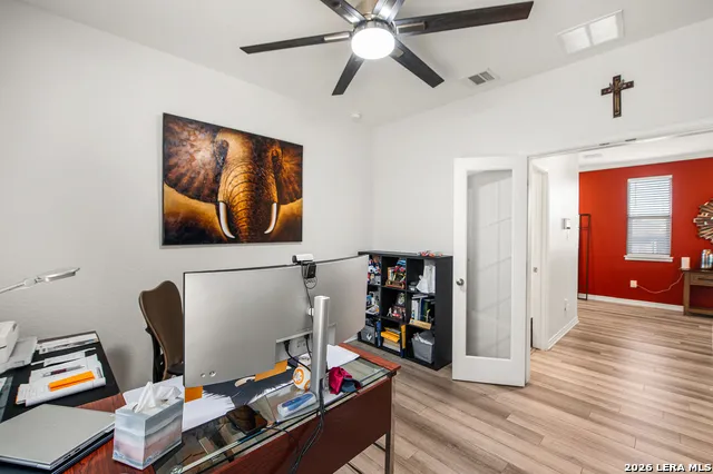 5205 NATURE PATH Marion, TX 78124