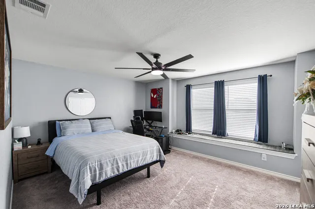 5205 NATURE PATH Marion, TX 78124