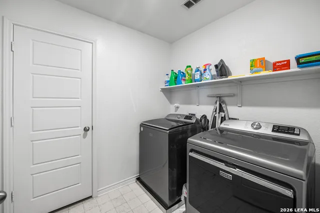 5205 NATURE PATH Marion, TX 78124