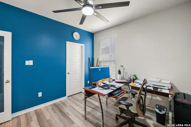 5205 NATURE PATH Marion, TX 78124