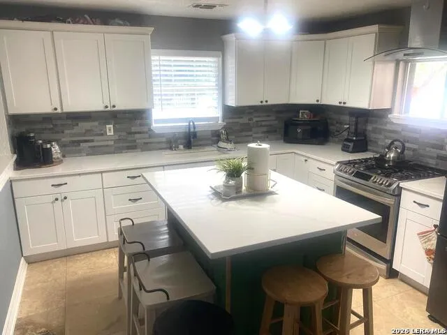 10851 SILVER TRL Atascosa, TX 78002