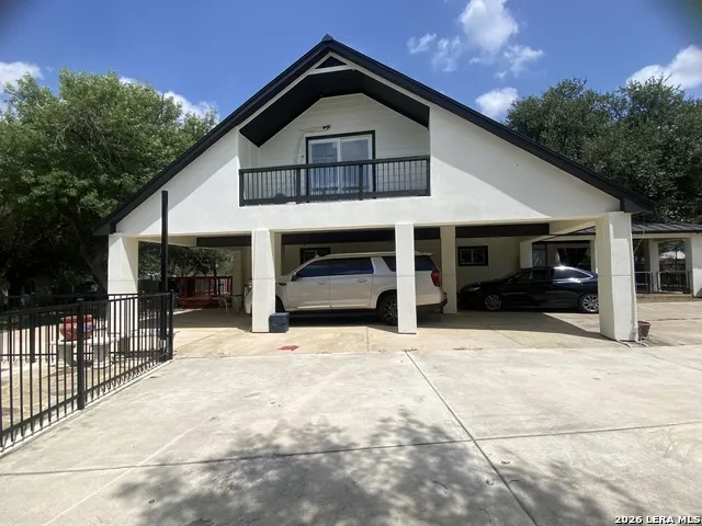 10851 SILVER TRL Atascosa, TX 78002