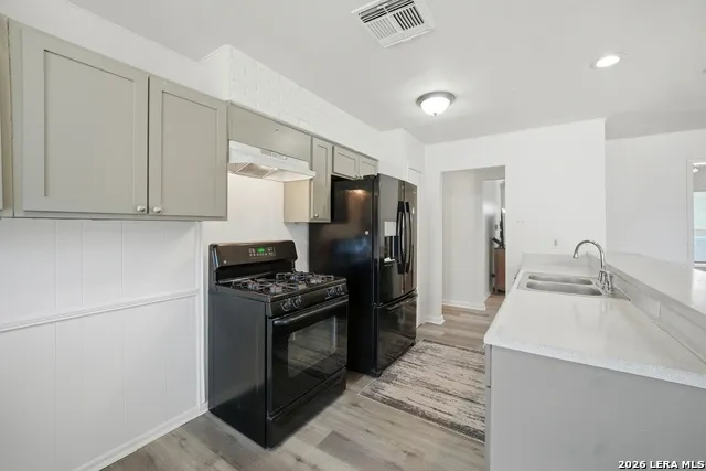4423 Sun Vista San Antonio, TX 78217