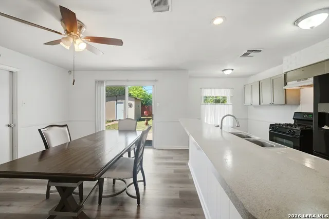 4423 Sun Vista San Antonio, TX 78217