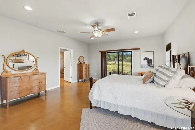 1101 Windy Hills Rd Dripping Springs, TX 78620