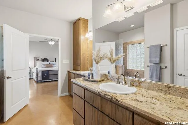 1101 Windy Hills Rd Dripping Springs, TX 78620