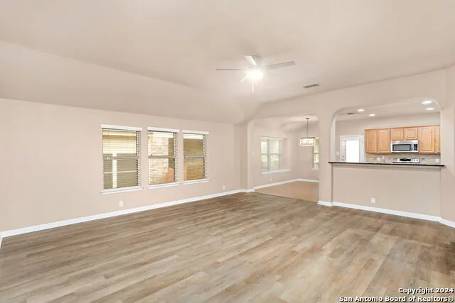 809 LASERRA Cibolo, TX 78108