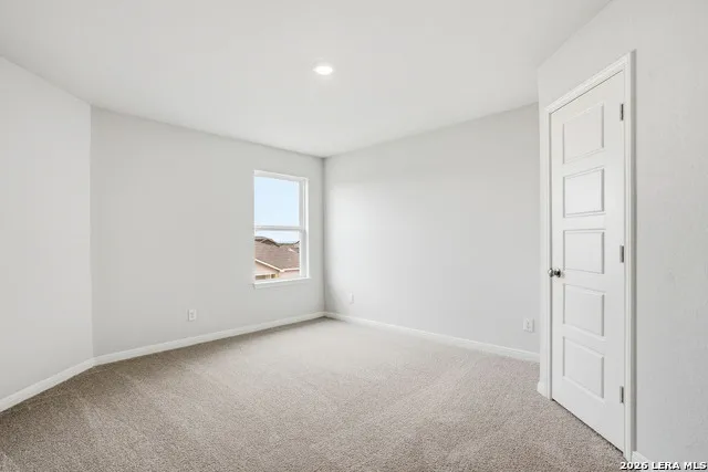 8543 Catnip Pass Elmendorf, TX 78112