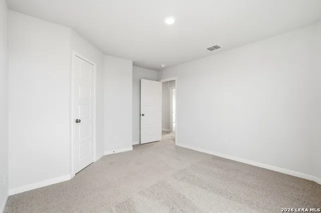 8543 Catnip Pass Elmendorf, TX 78112