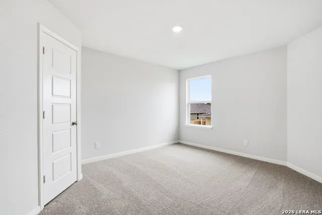 8543 Catnip Pass Elmendorf, TX 78112