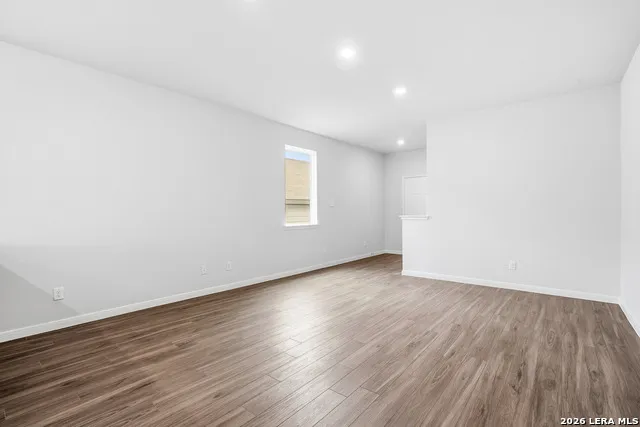 8543 Catnip Pass Elmendorf, TX 78112