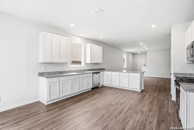 8543 Catnip Pass Elmendorf, TX 78112