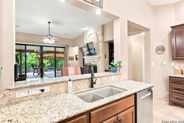 9123 Limestone Pass Boerne, TX 78006