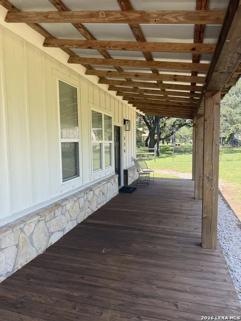 174 RIVER HAVEN RD Utopia, TX 78884