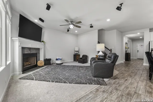 359 Sonata Cyn Spring Branch, TX 78070