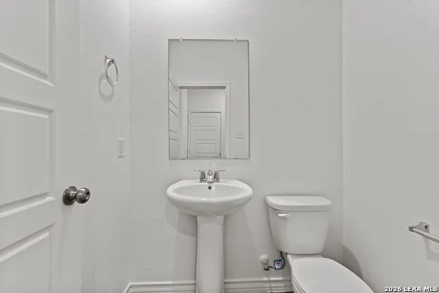 228 Jersey Ln Boerne, TX 78006