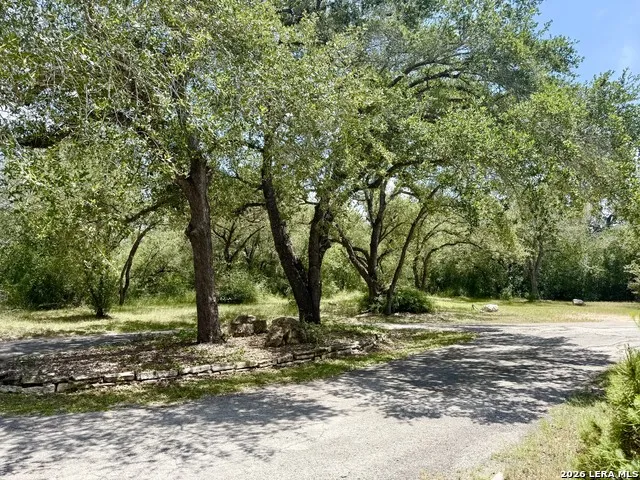 5244 BUSINESS 181 N Beeville, TX 78102