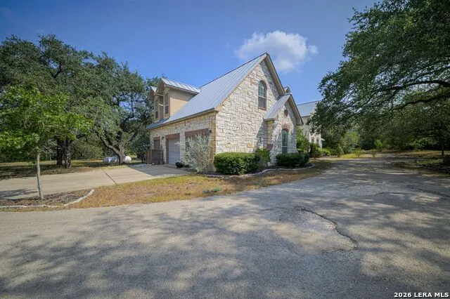 5244 BUSINESS 181 N Beeville, TX 78102