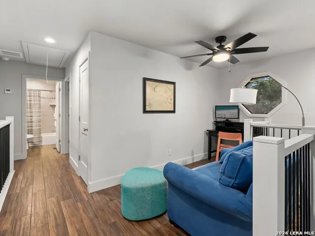 299 W EDGEWATER TER New Braunfels, TX 78130