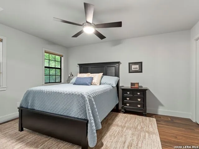 299 W EDGEWATER TER New Braunfels, TX 78130