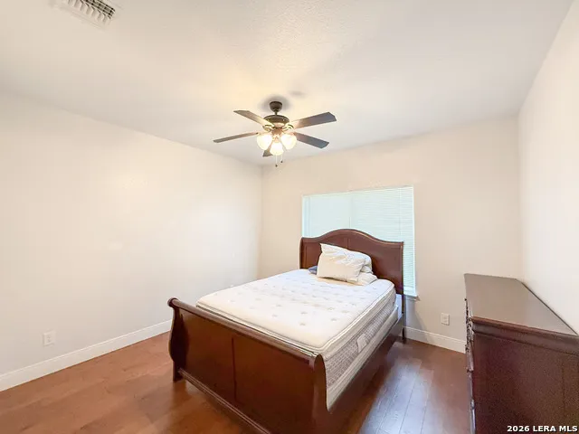 101 8th St Natalia, TX 78059