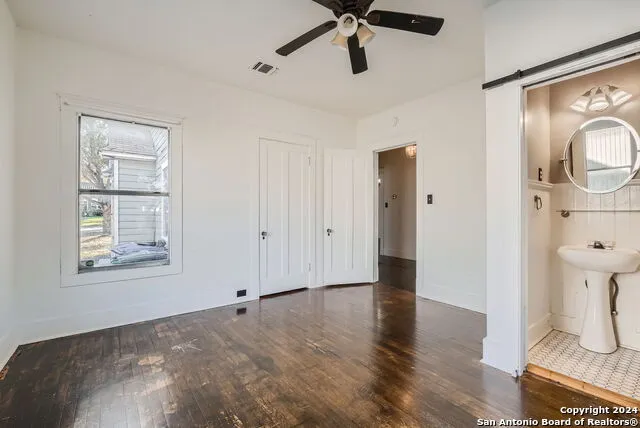 1611 MCKINLEY AVE San Antonio, TX 78210