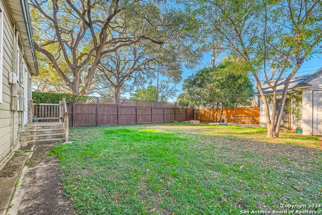1611 MCKINLEY AVE San Antonio, TX 78210