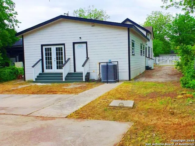 941 W MYRTLE ST San Antonio, TX 78212
