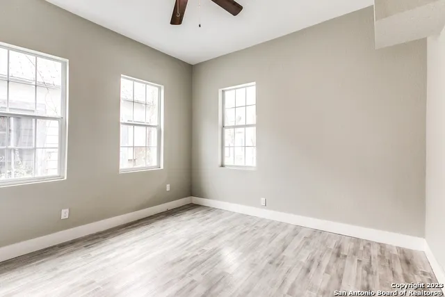 941 W MYRTLE ST San Antonio, TX 78212