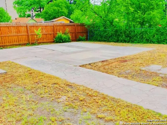941 W MYRTLE ST San Antonio, TX 78212