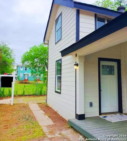 941 W MYRTLE ST San Antonio, TX 78212