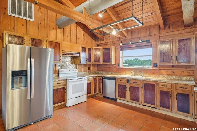 5626 FM 3240 Bandera, TX 78003
