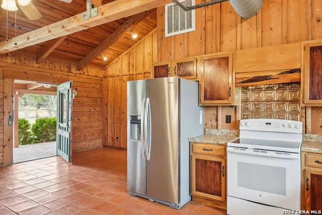 5626 FM 3240 Bandera, TX 78003