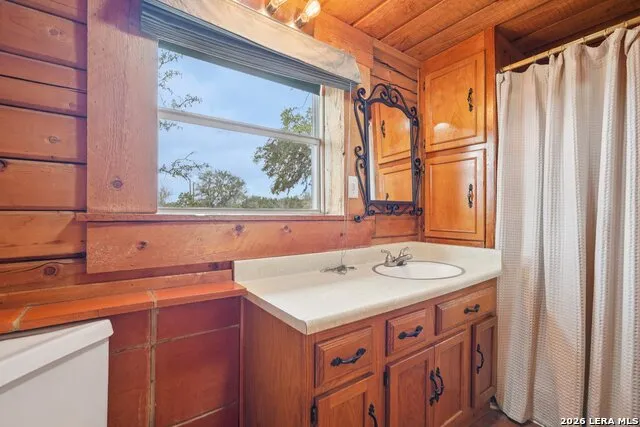 5626 FM 3240 Bandera, TX 78003