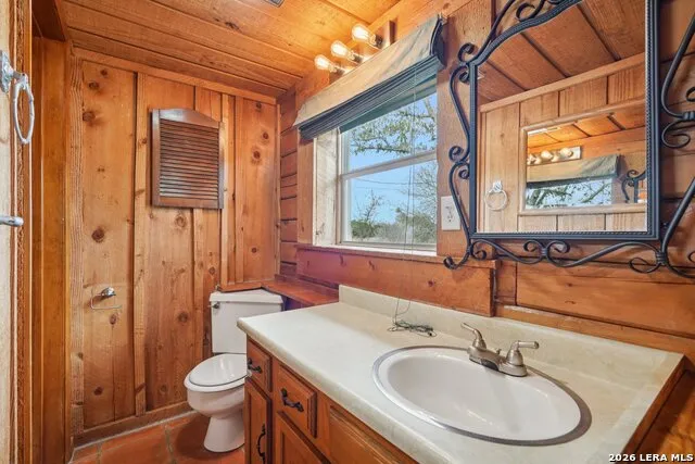 5626 FM 3240 Bandera, TX 78003